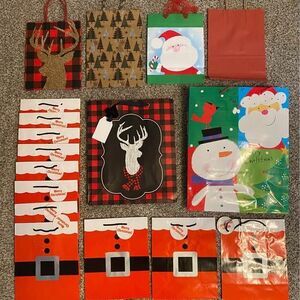 17 Christmas Holiday Gift Bags